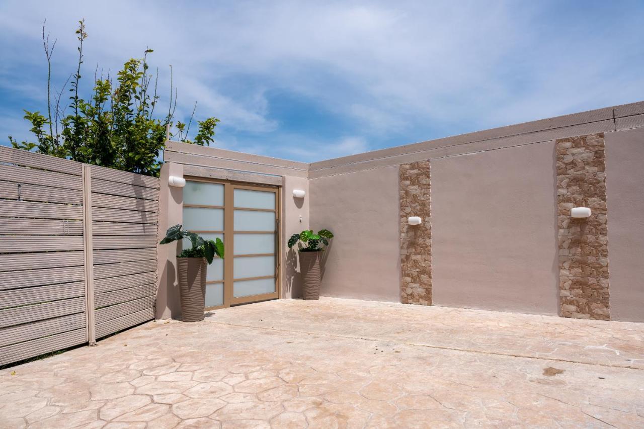Casa Di Terra Guest House Pigadhákia Eksteriør bilde